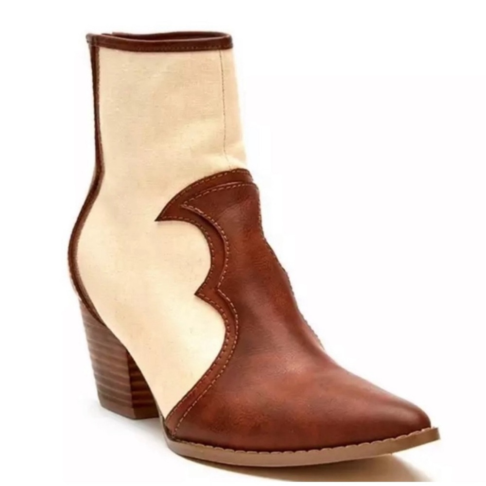 Coconuts by Matisse Marvin Ankle Booties